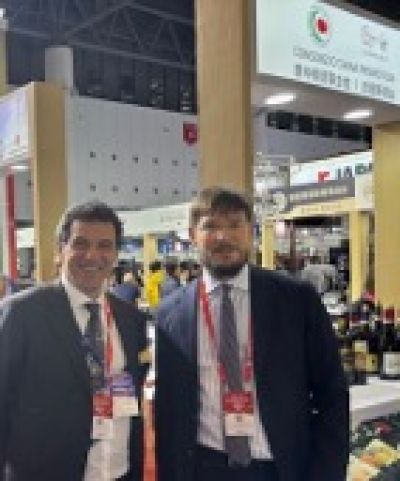 CONSOLE_GENERALE_DITALIA_DI_CHONGQING_DOTT_SCHINA2